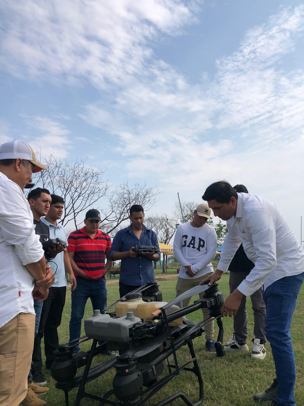 Curso DJI Academy de AGDRONEC — formación de operadores de dron agrícola en Samborondón