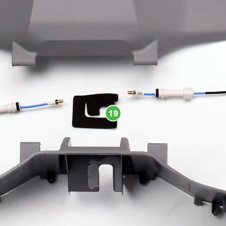 Almohadilla de Espuma para Orificio de Paso de Cable señalada con el número 19 en el diagrama de despiece del DJI Agras T70P