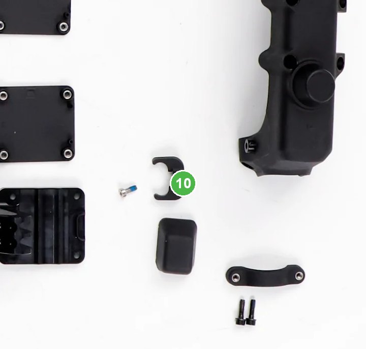 Abrazadera para Cable de Carga Útil señalada con el número 10 en el diagrama de despiece del DJI Agras T100